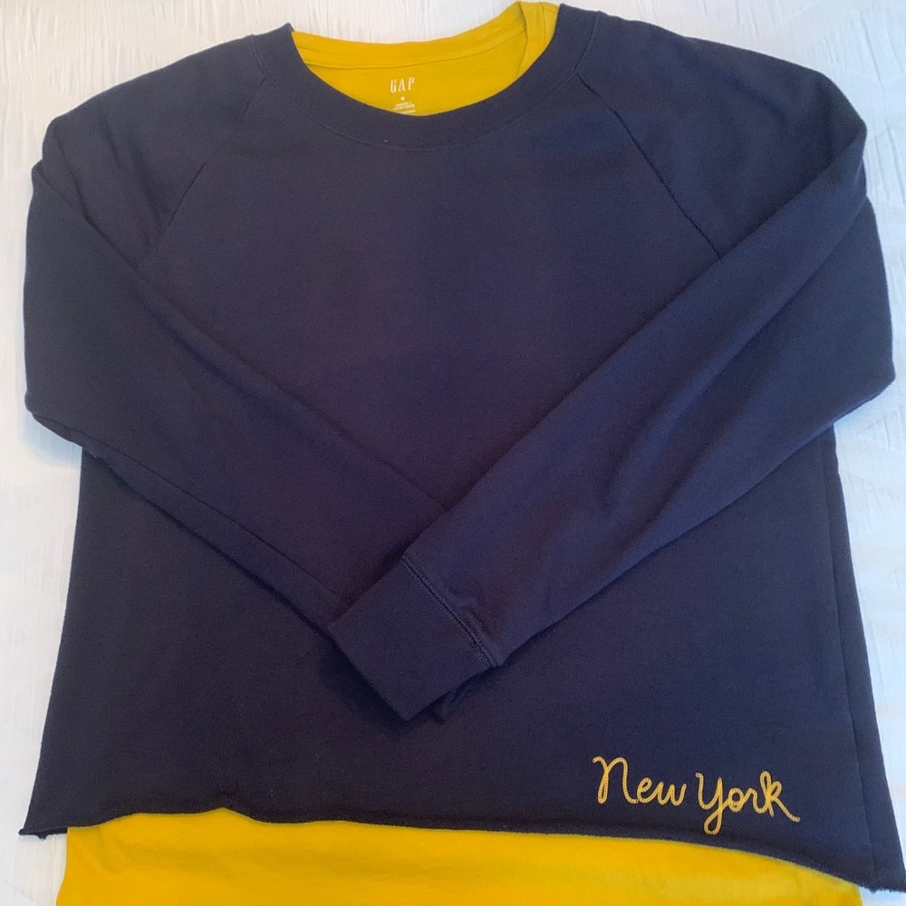 Gap T-Shirt and Sweatshirt